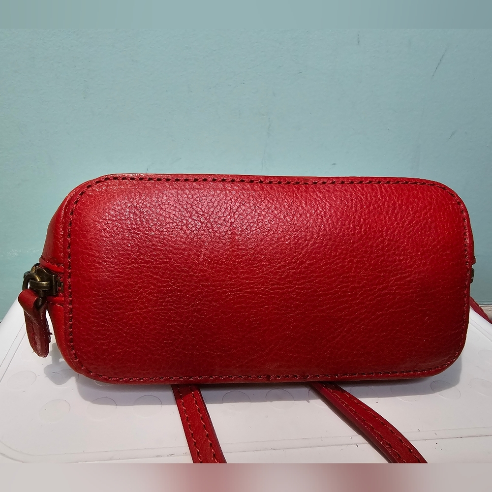 NWT PRATESI FIRENZE Red Italian Leather Volterra Dome Small Crossbody Bag - Picture 7 of 8